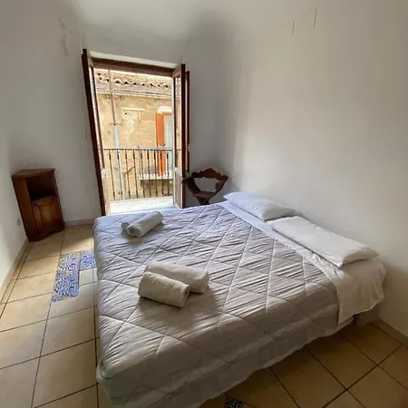 Lägenhet Quiet And Comfortable In Centre Palermo