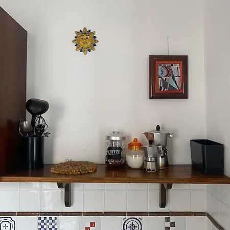 Quiet And Comfortable In Centre *